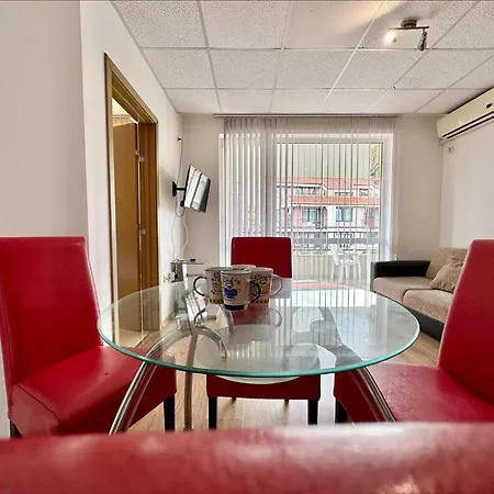 Sunny Hills - Menada Aparthotel Sluneční pobřeží