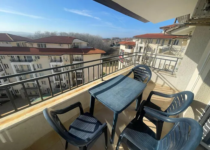 Sunny Hills - Menada 3*