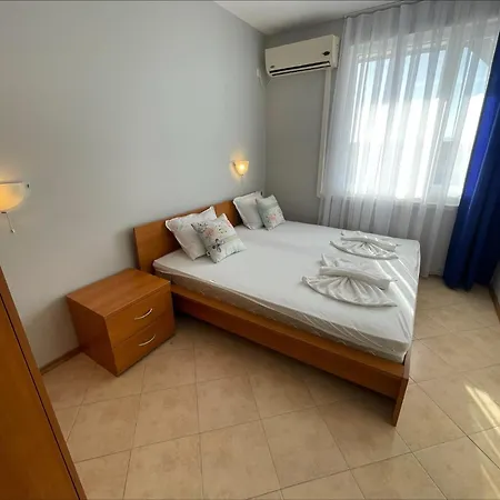 Aparthotel Sunny Hills - Menada 3*