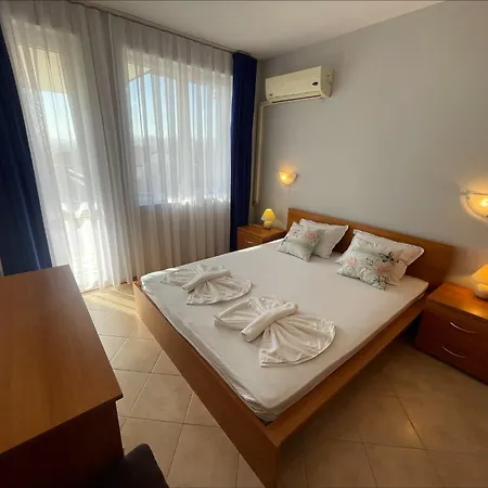 Sunny Hills - Menada Слънчев бряг