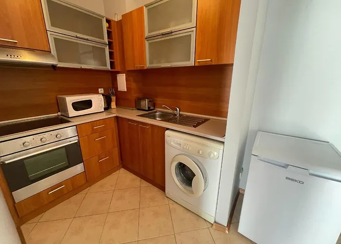 Sunny Hills - Menada Апартхотел 3*